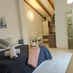 Apartmán Poolside