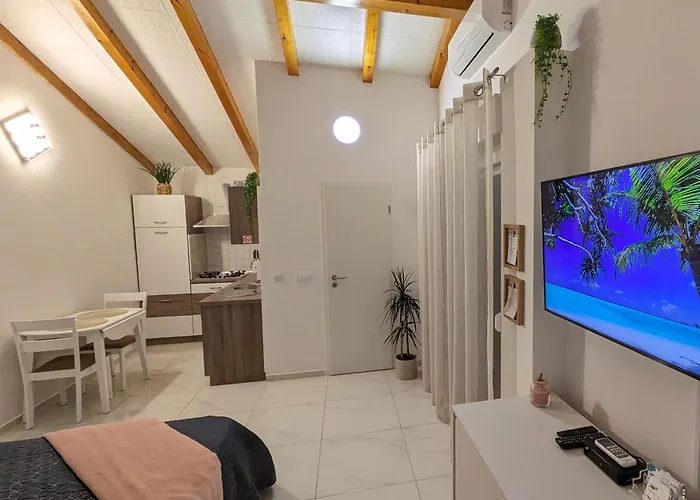 Poolside Apartman Fažana