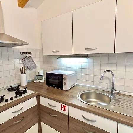 Poolside Apartment *